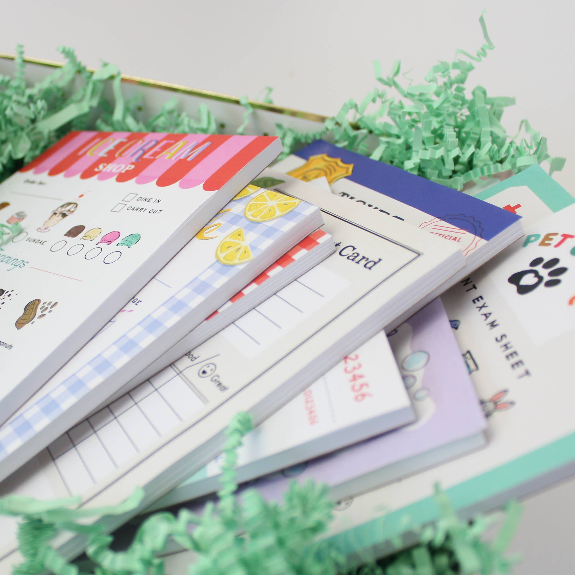 Tiny Town™ Lemonade Stand Play Notepad