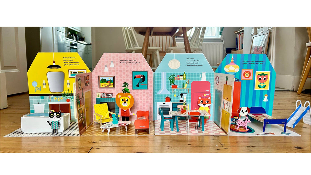 Fold-Out + Play: House, 3D Playhouse Board Book