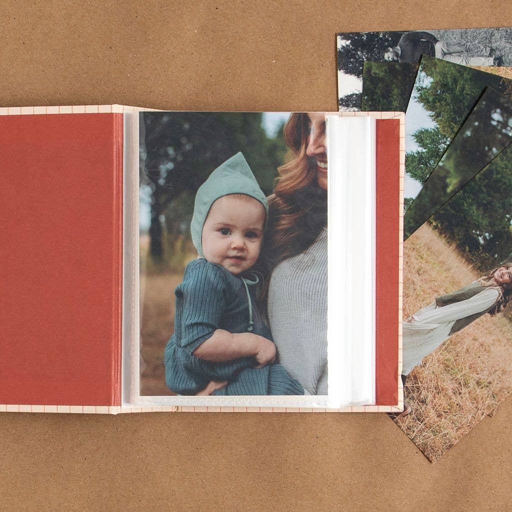 Oh Snap Pink Ledger 4x6 Photo Album
