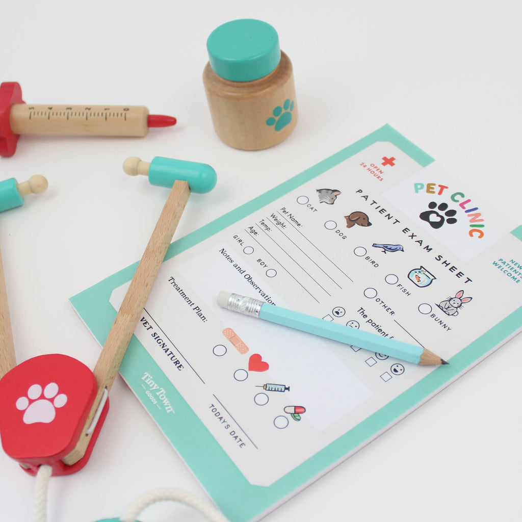 Tiny Town™ Pet Clinic Play Notepad